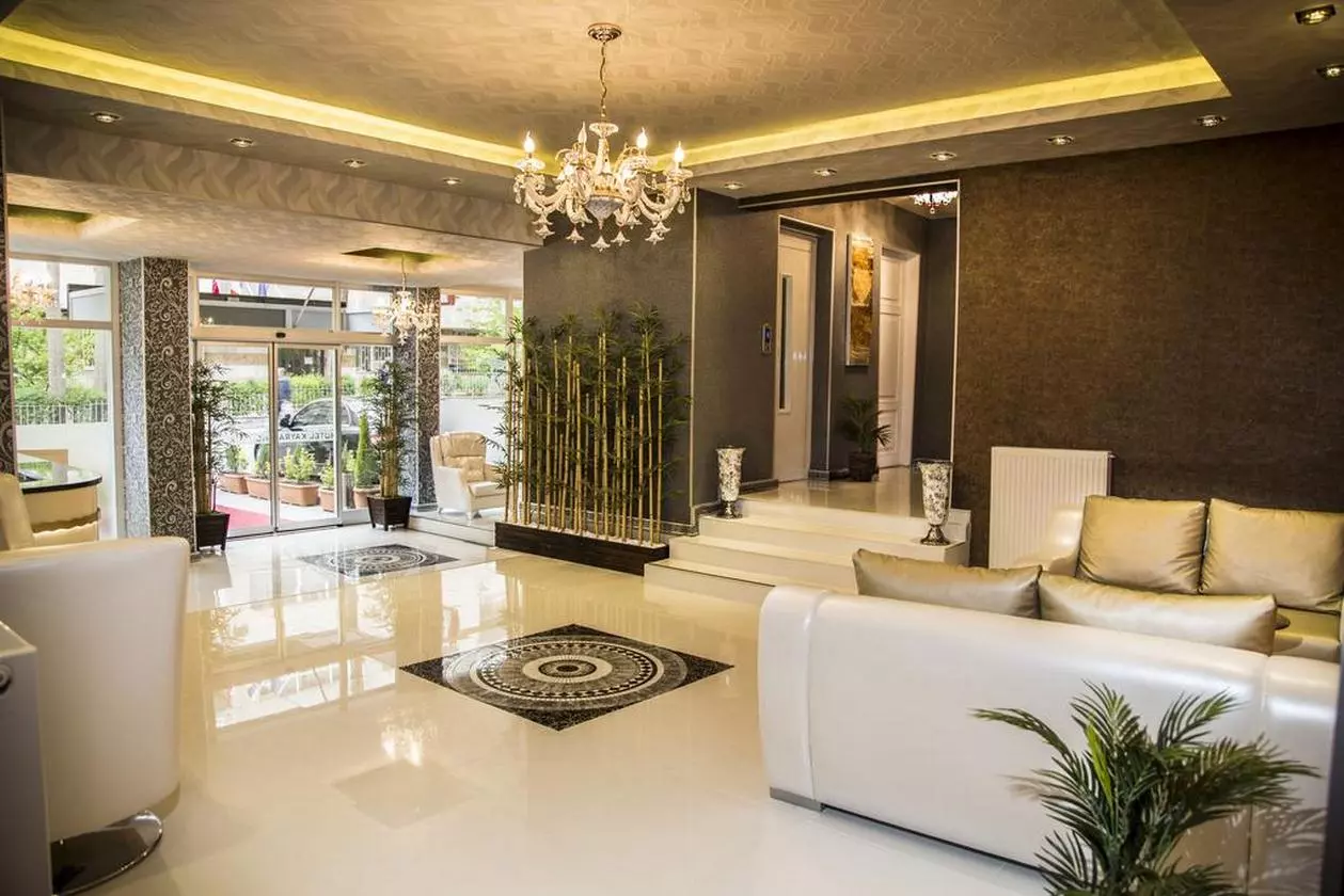 REGENCY_SHABAVIZ (5).jpg